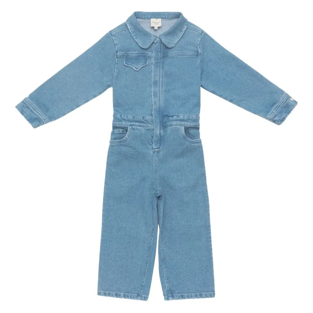 Джинсовый комбинезон с принтом