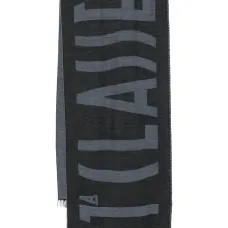 Шарф с бахромой и логотипом