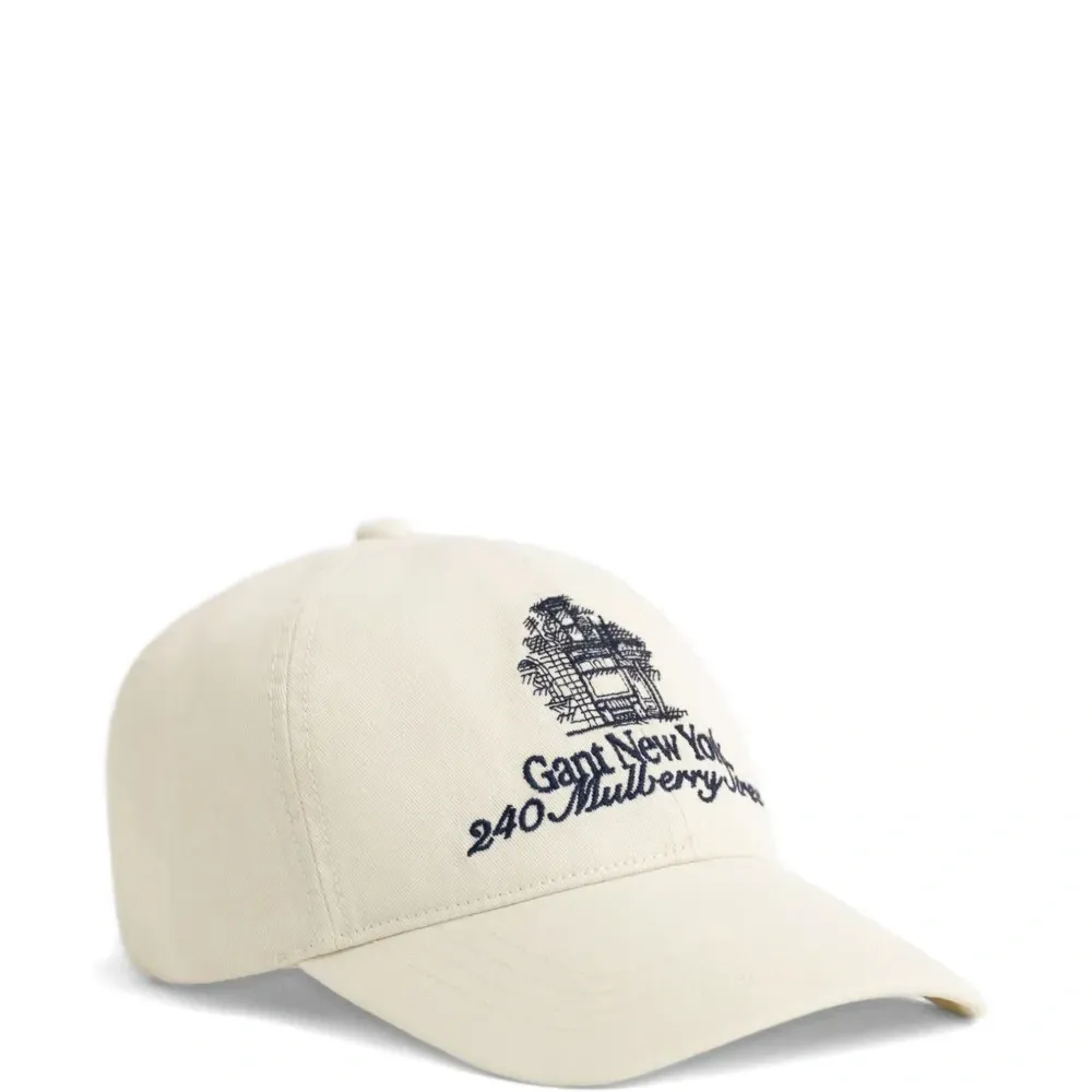 Кепка с вышивкой Кепка с вышивкой