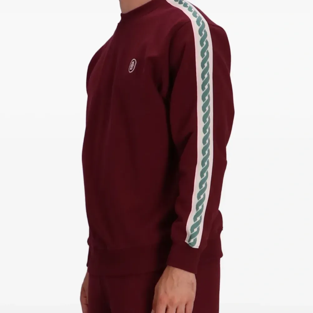 Толстовка с ремешками