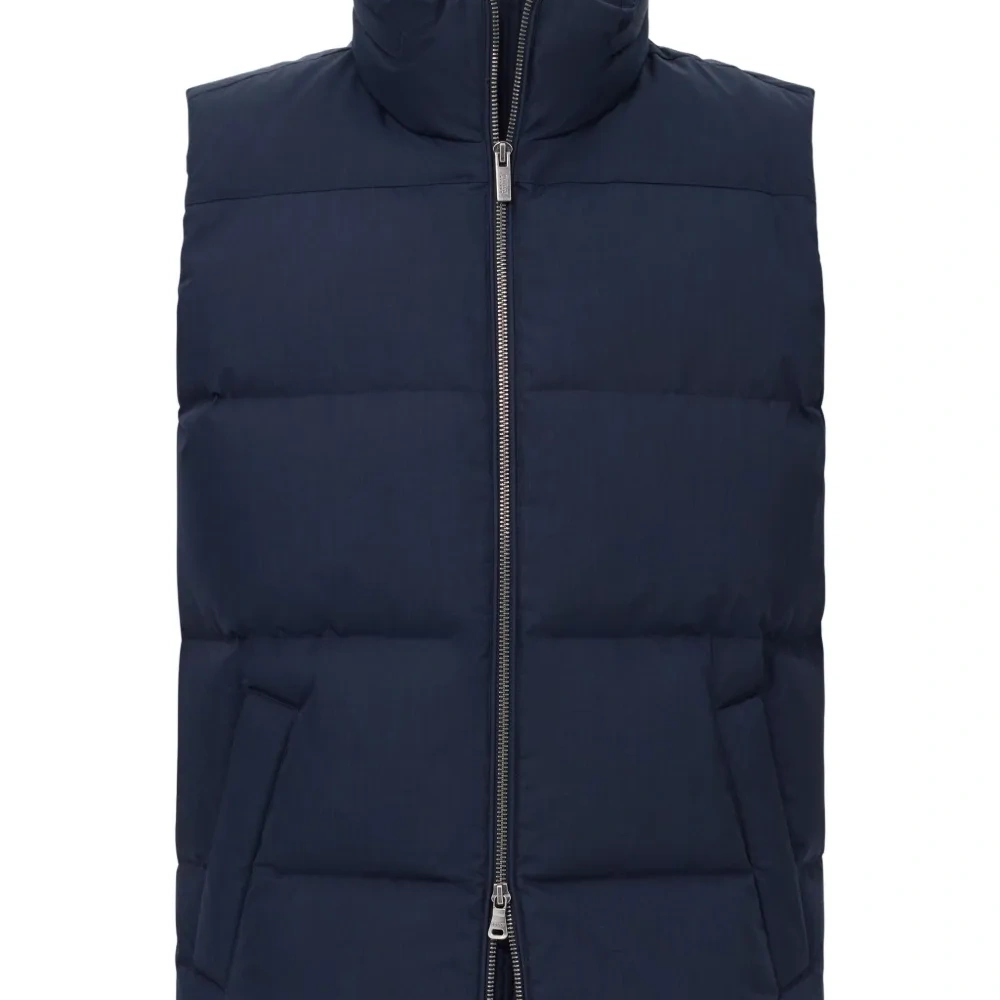 Дутый жилет