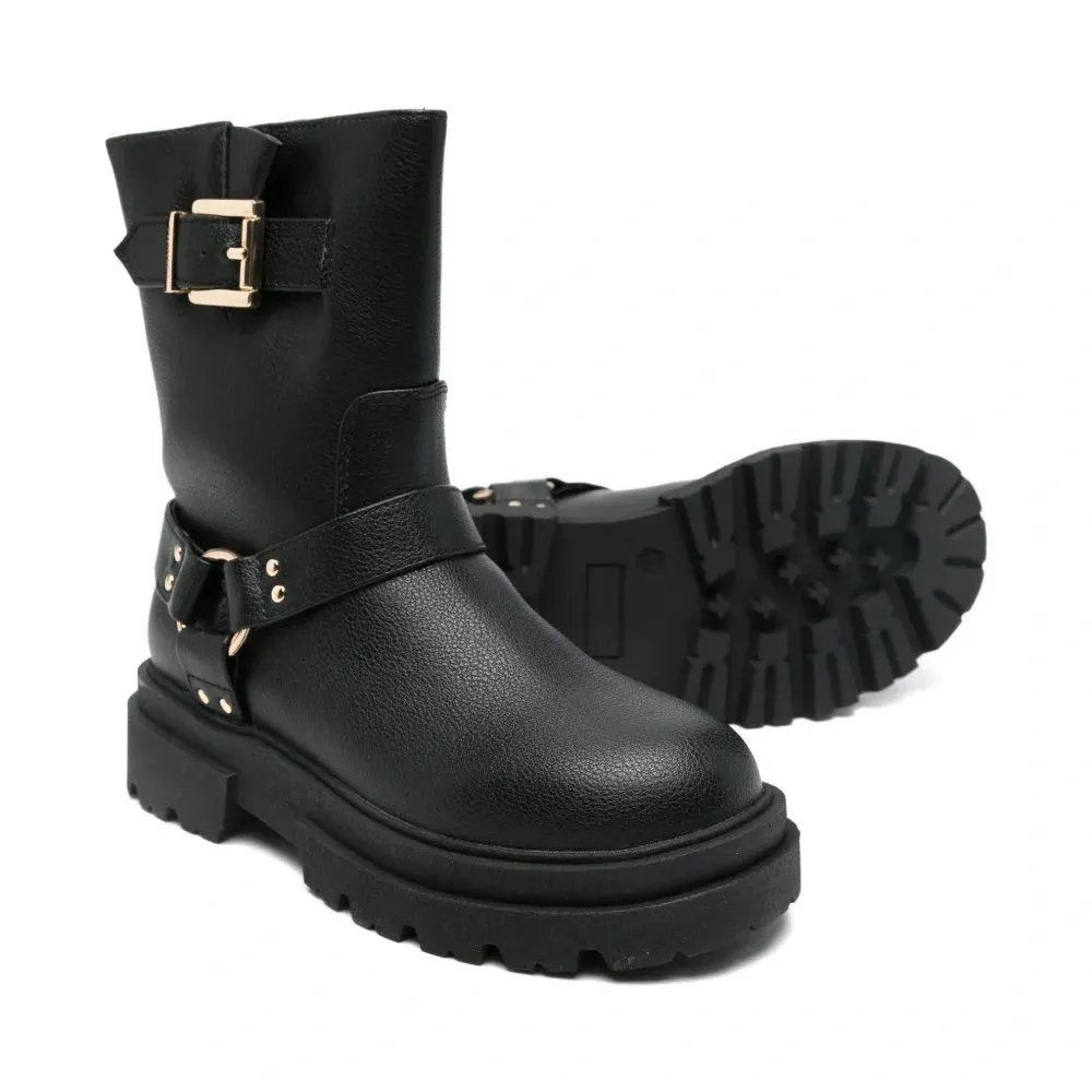 Ботинки на платформе с ремешками и пряжками Ботинки на платформе с ремешками и пряжками