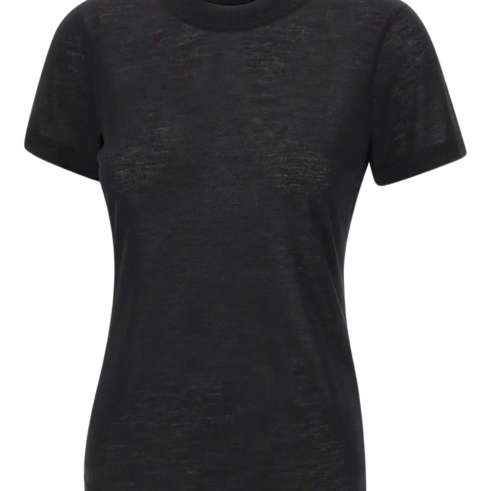 Футболка с круглым вырезом