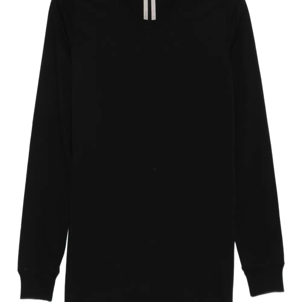 Футболка с длинными рукавами