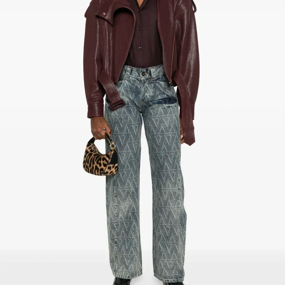 Джинсы с монограммой