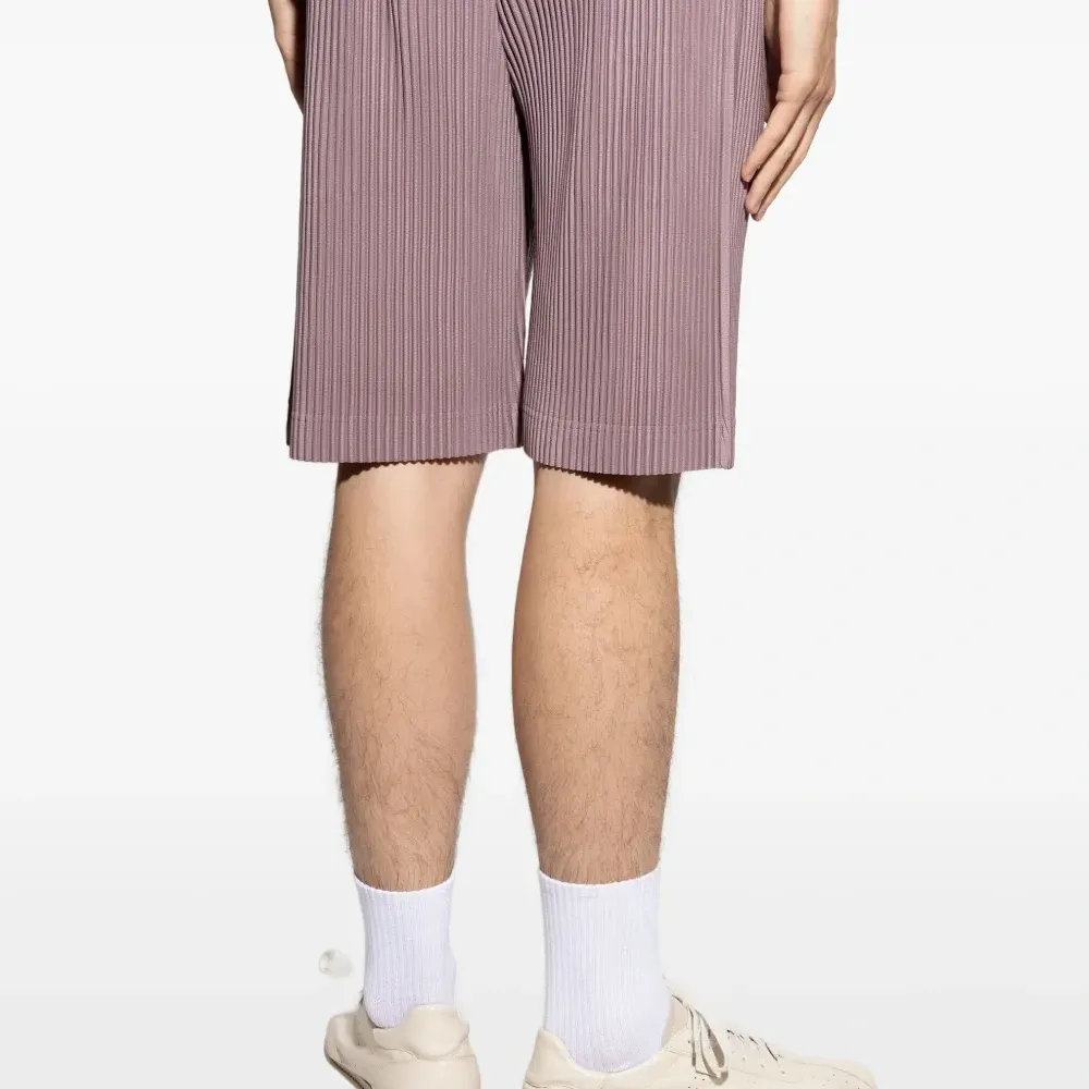 Плиссированные шорты