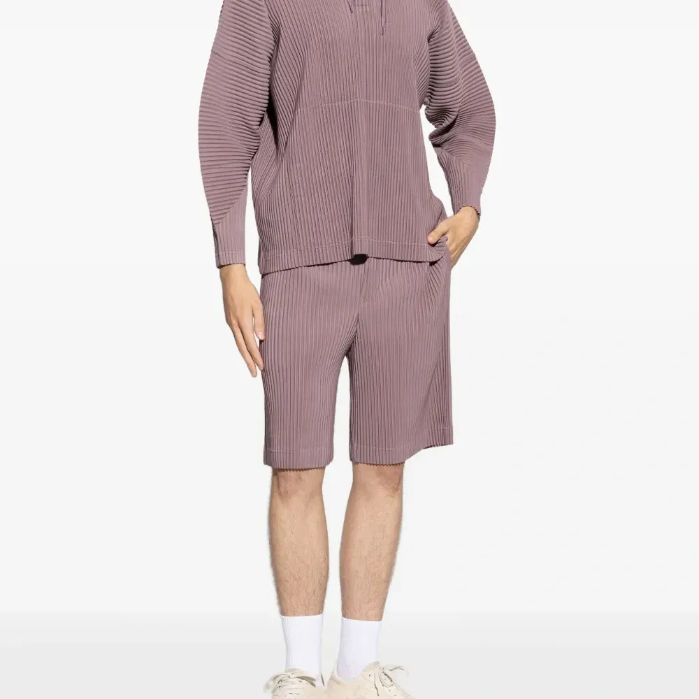 Плиссированные шорты