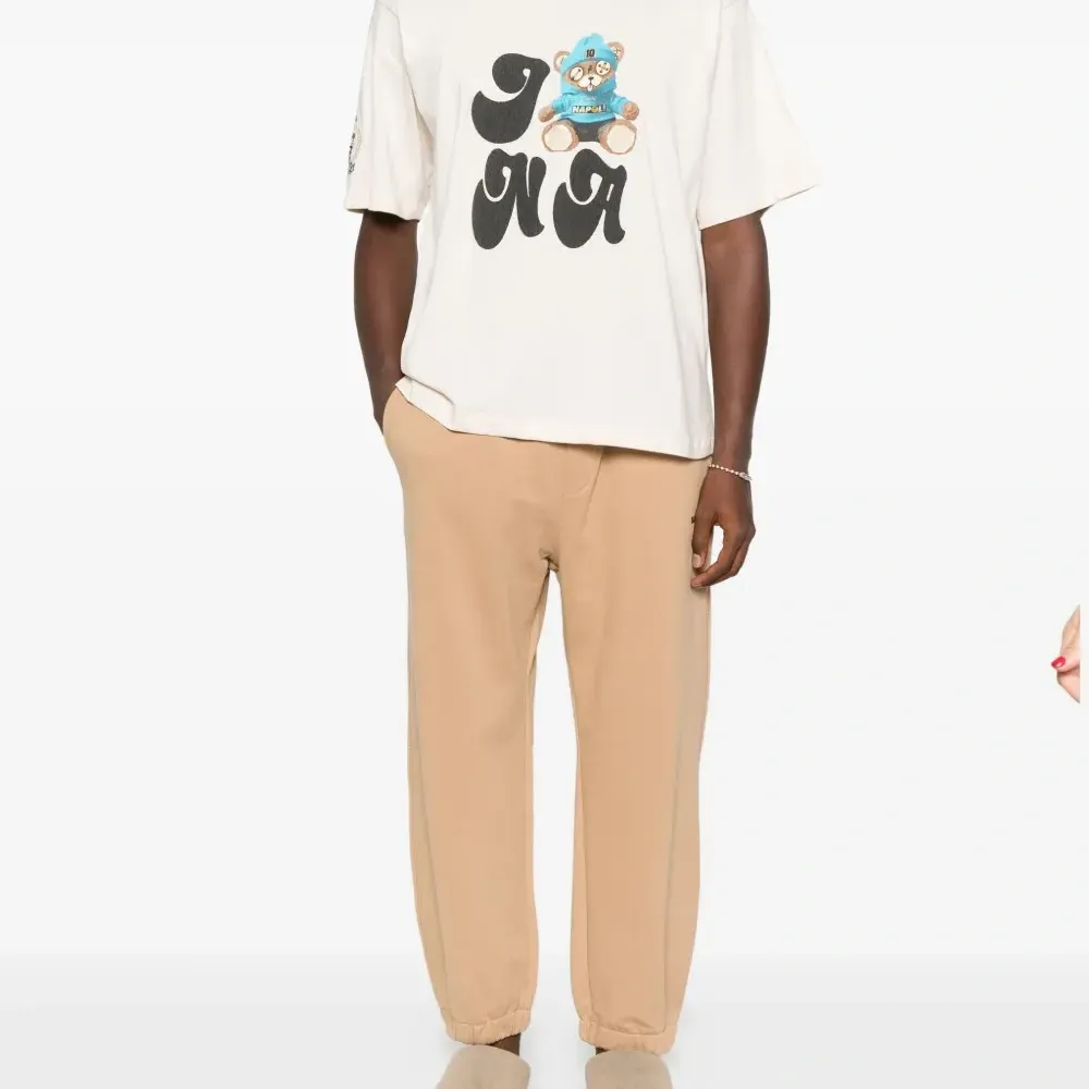 Футболка с графическим принтом