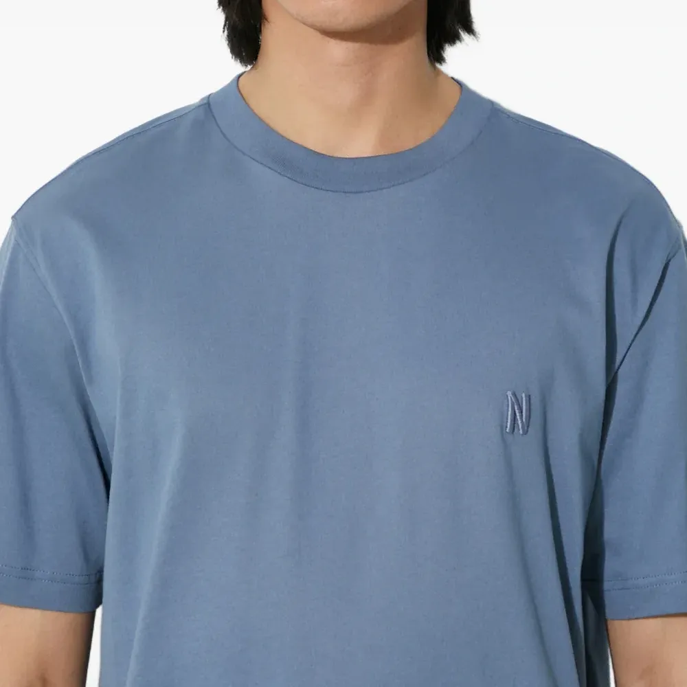 Футболка с короткими рукавами и вышитым логотипом