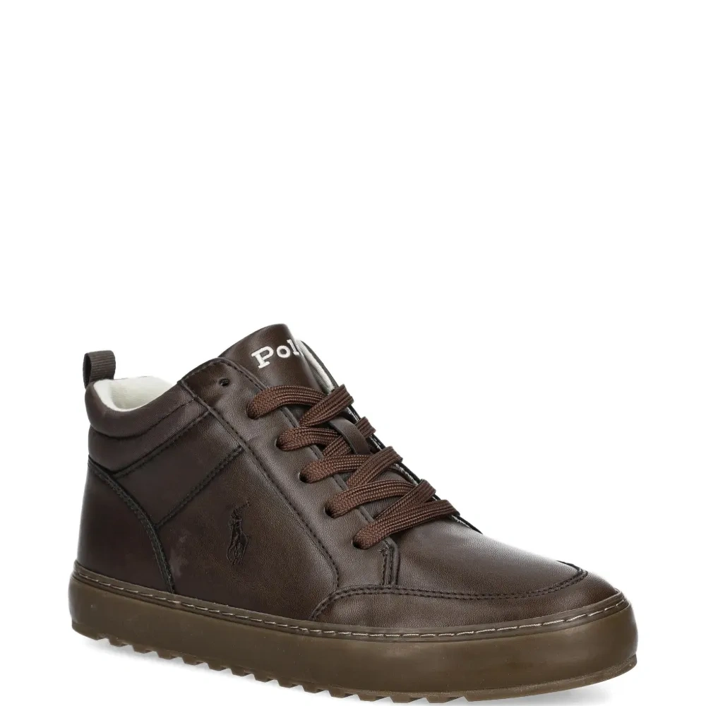 Кроссовки с вышитым логотипом