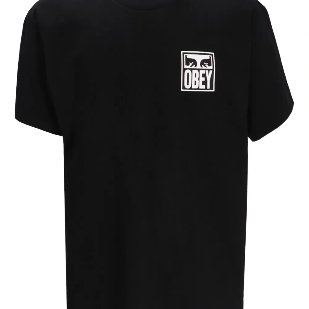 Футболка с короткими рукавами