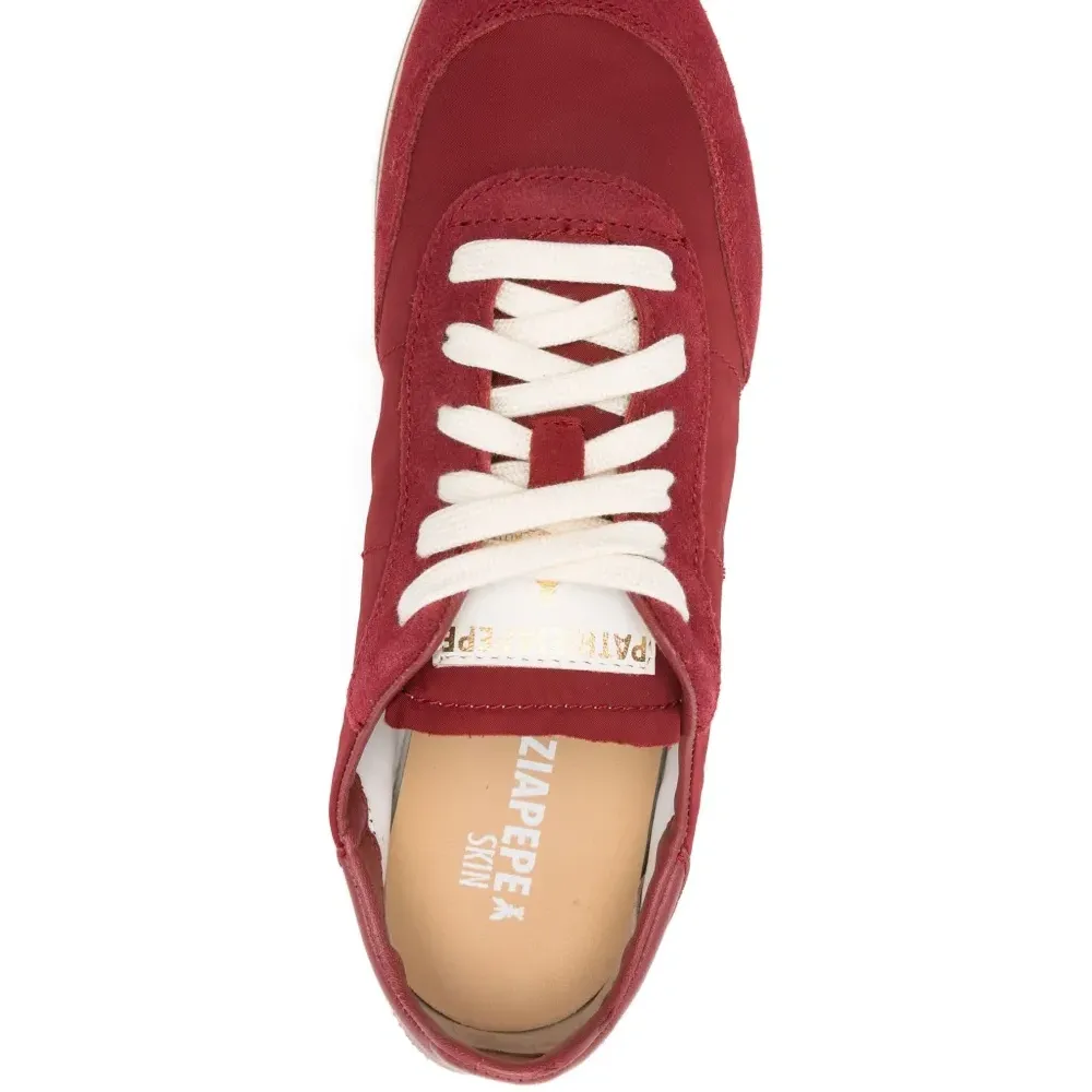 Кроссовки с замшевыми вставками