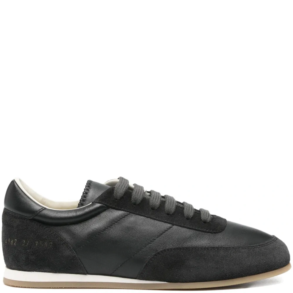 Кожаные кроссовки