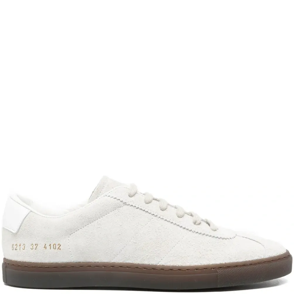 Замшевые кроссовки