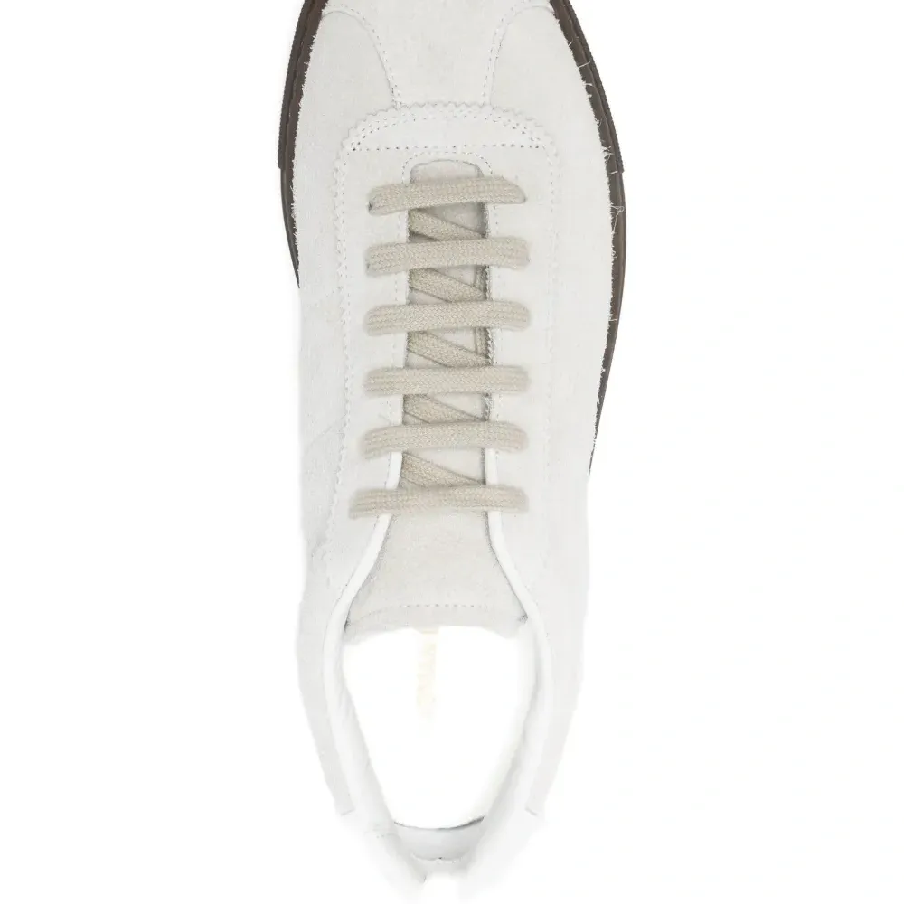 Замшевые кроссовки