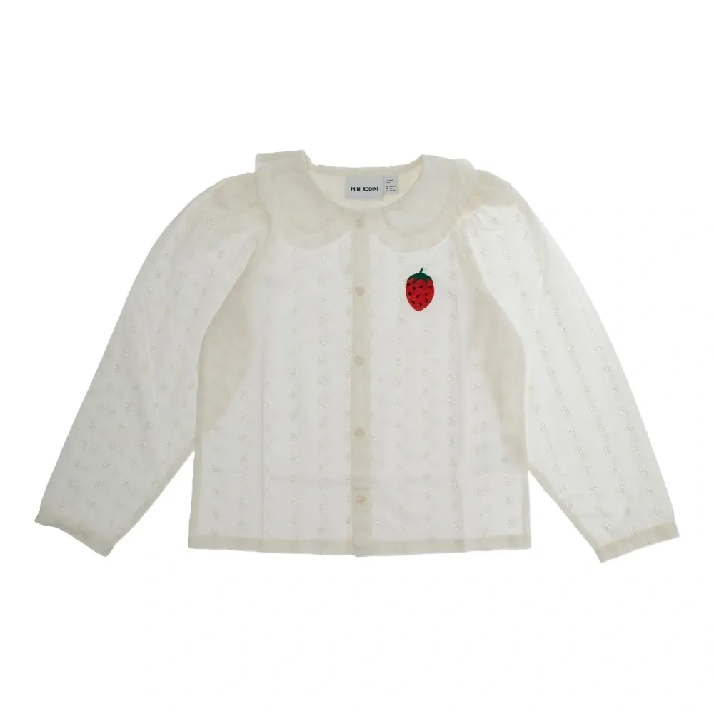 Блузка с вышивкой