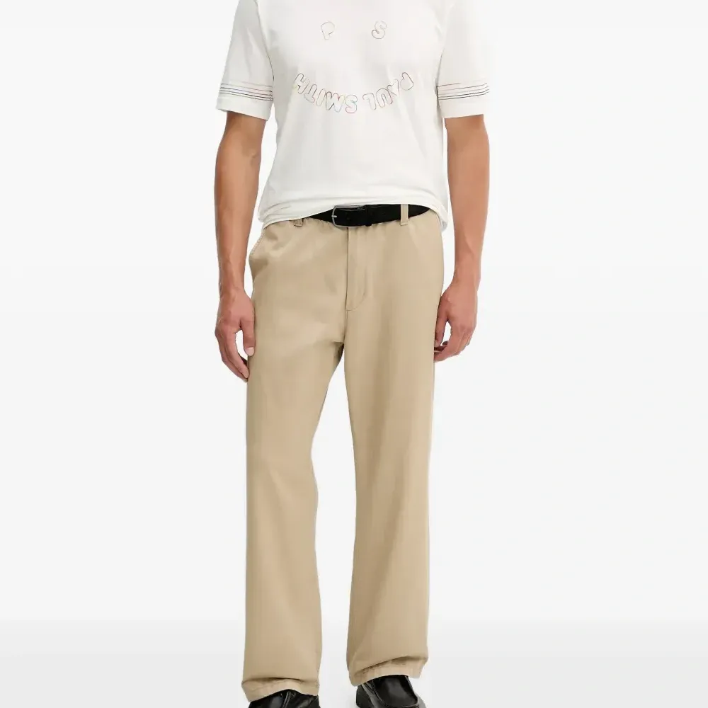 Футболка с логотипом