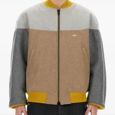 Бомбер в стиле колор-блок