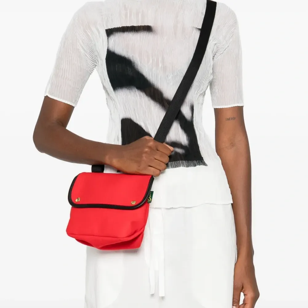 Мини-сумка на плечо Avon