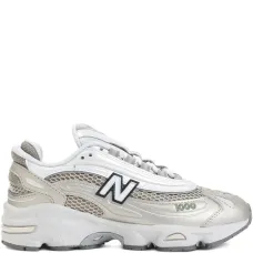 Кроссовки 1000