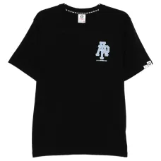 Новая футболка с камуфляжным принтом