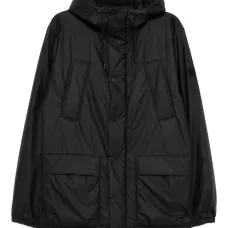 Куртка с нашивкой-логотипом