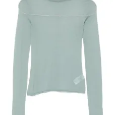 Шерстяной свитер с высоким горлом