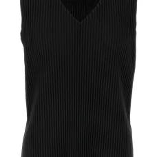 Плиссированный топ с V-образным вырезом Плиссированный топ с V-образным вырезом