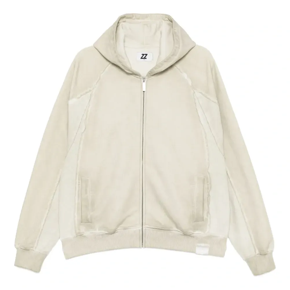 Худи с вышитым логотипом