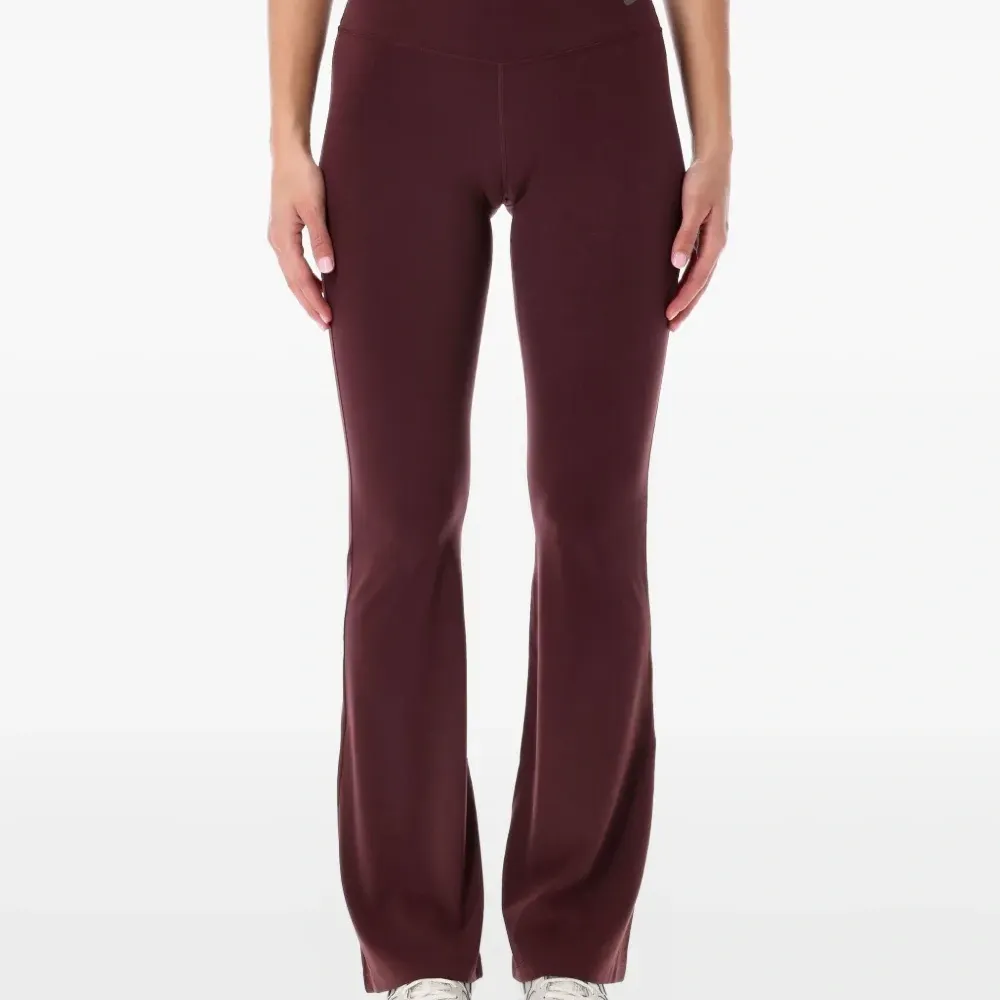 Расклешенные легинсы Zenvy с завышенной талией