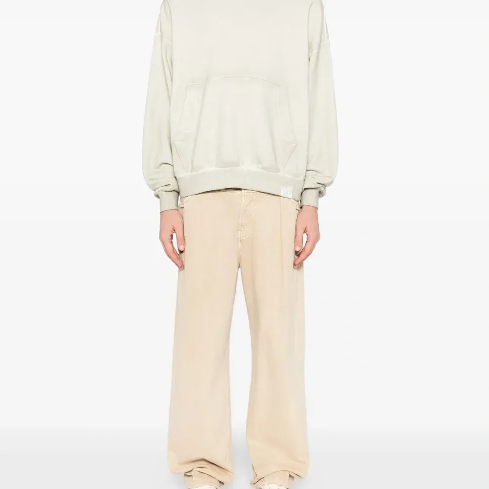 Худи с аппликацией