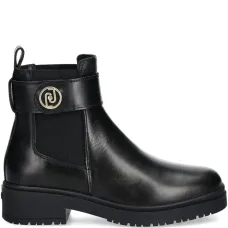 Ботинки с ремешками