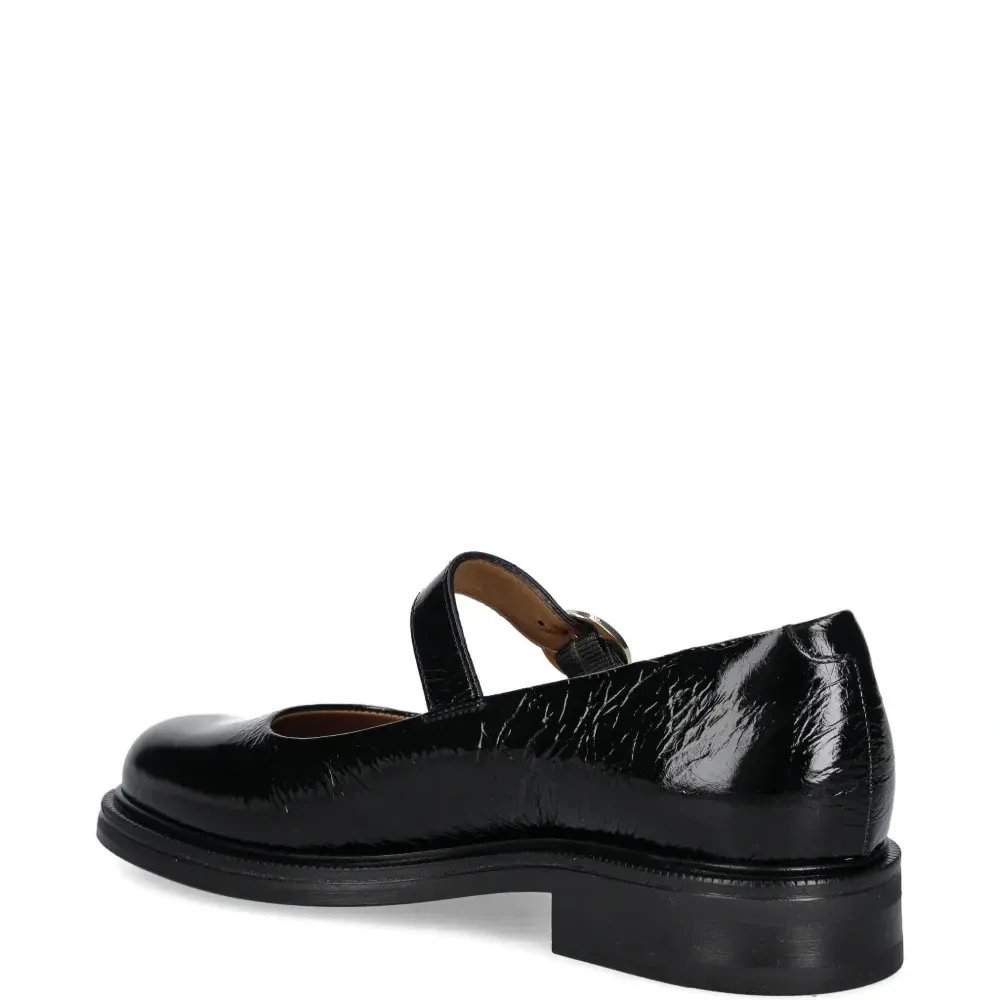 Балетки с пряжкой