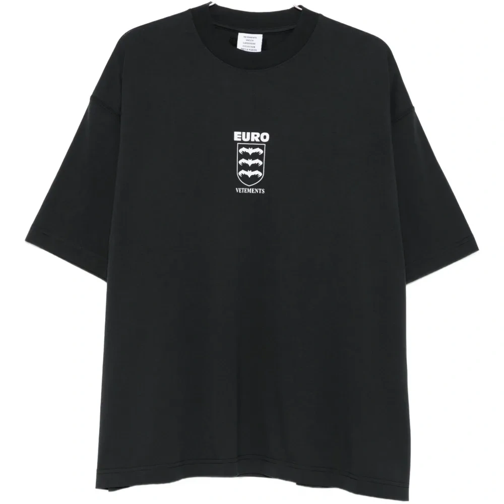 Футболка с логотипом