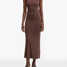 Платье миди без рукавов с высоким воротником