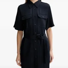 Платье с пуговицами и поясом