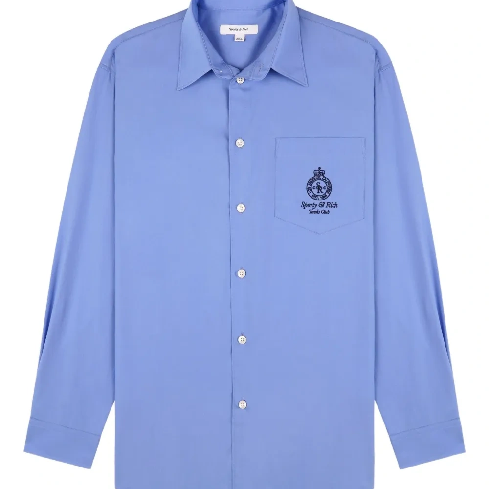 Рубашка с вышитым карманом