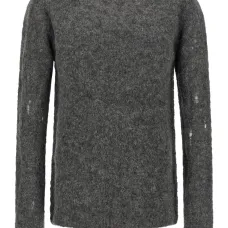 Свитер с эффектом потертости