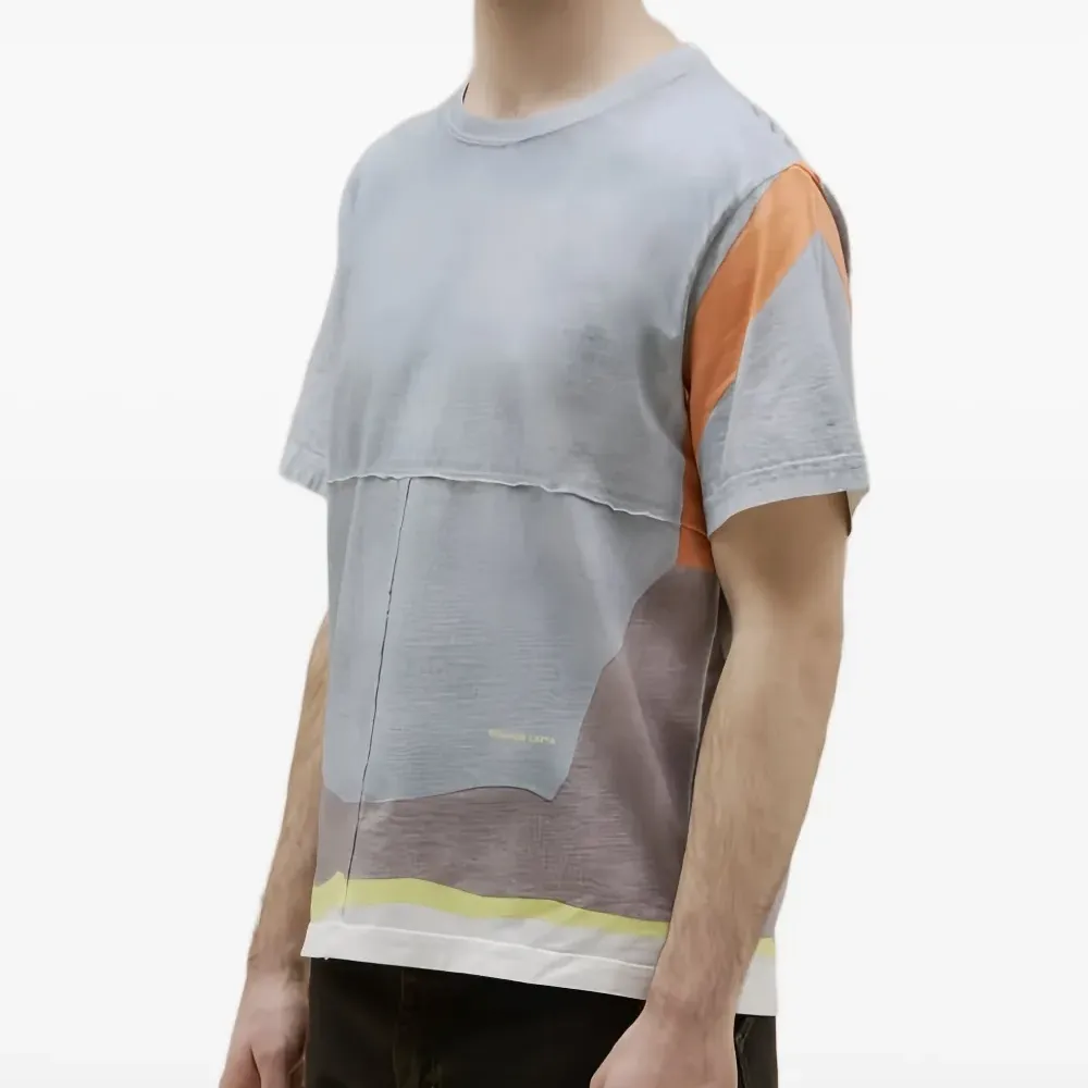 Футболка с наложенными деталями