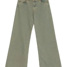 Джинсы свободного кроя