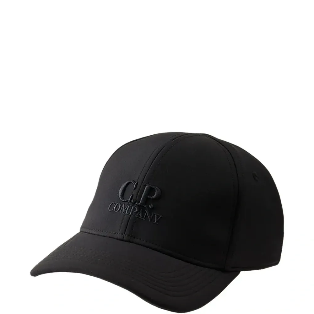 Бейсболка с вышитым логотипом Бейсболка с вышитым логотипом