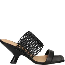 Босоножки с квадратным носком Босоножки с квадратным носком