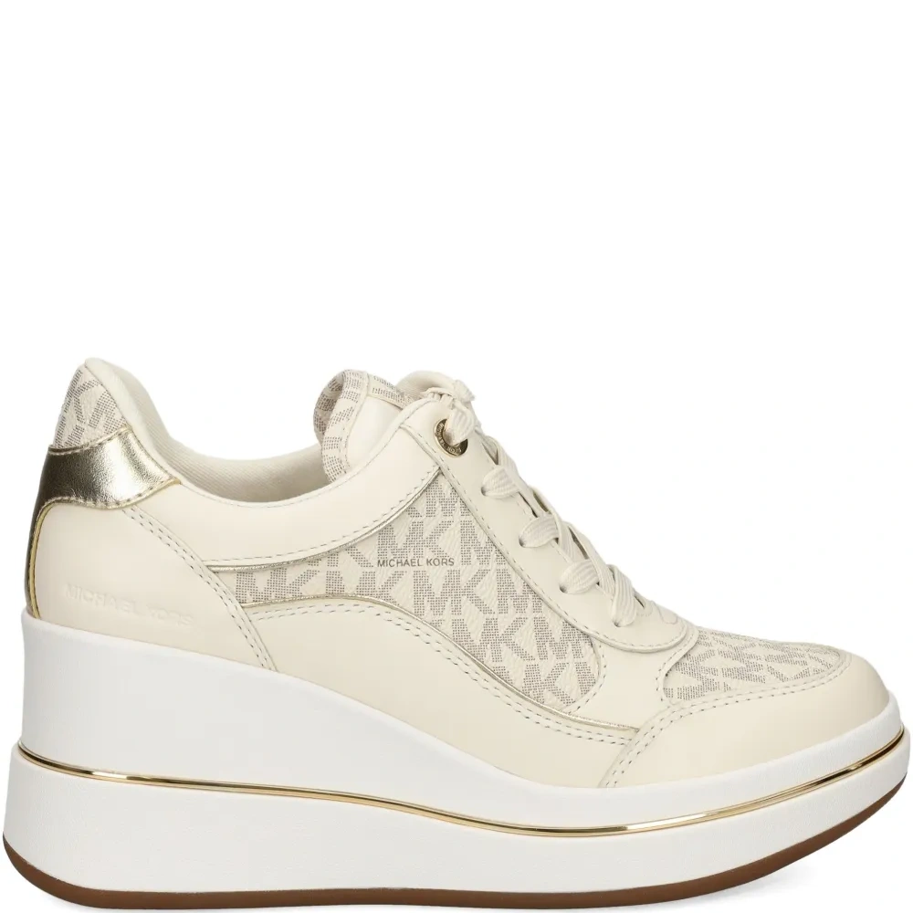 Кроссовки с монограммой