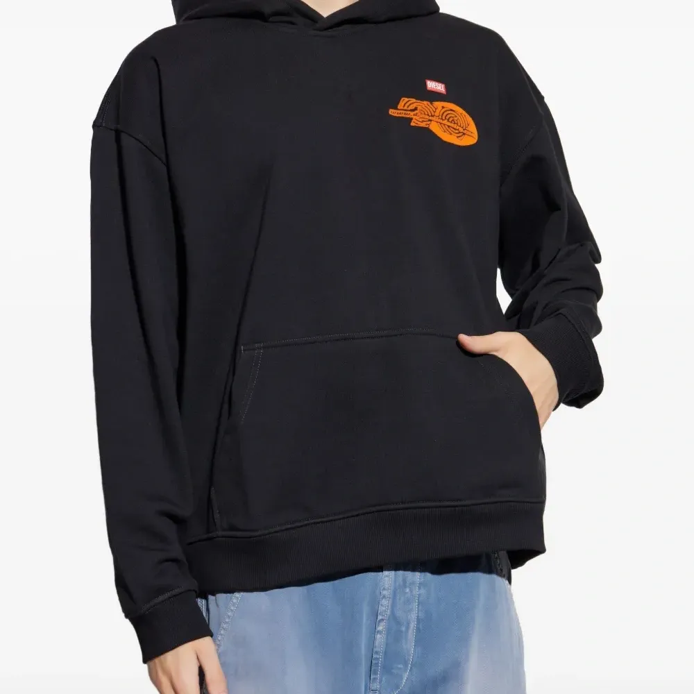 Толстовка с принтом и капюшоном