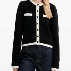 Кардиган на пуговицах с нагрудным карманом Кардиган на пуговицах с нагрудным карманом