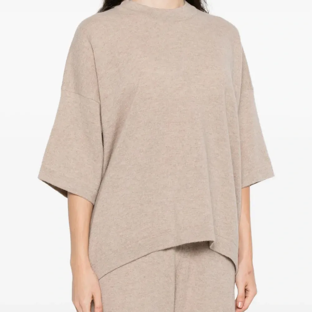 Топ Mia с короткими рукавами