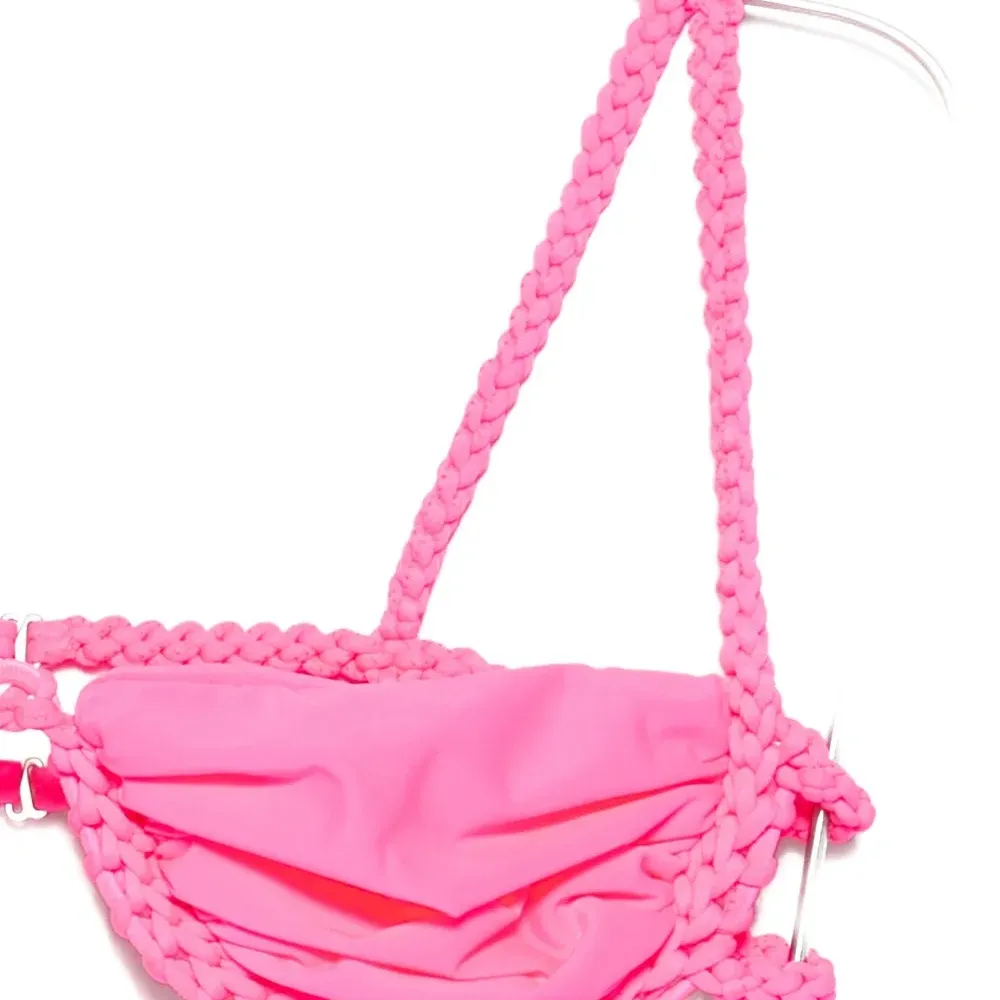 Бикини-топ с плетёной отделкой