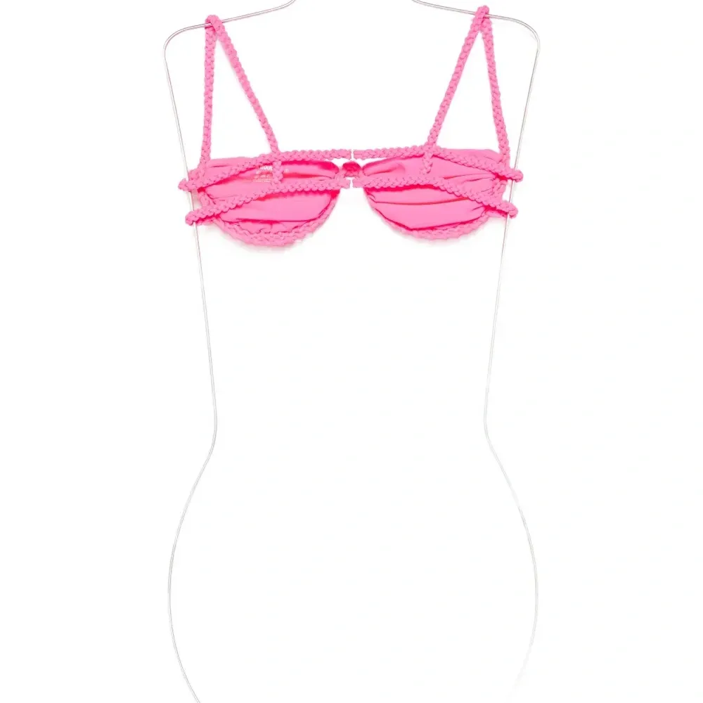 Бикини-топ с плетёной отделкой