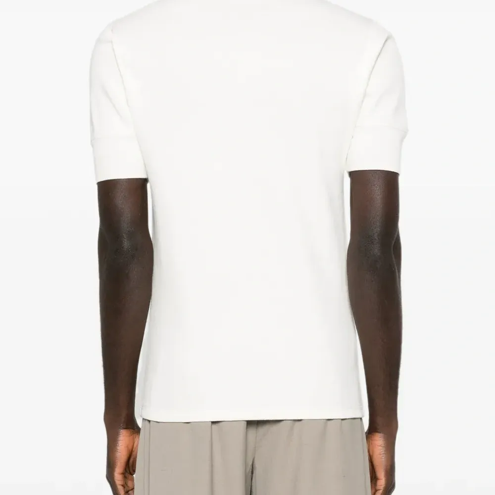 Рифленый топ в стиле Хенли