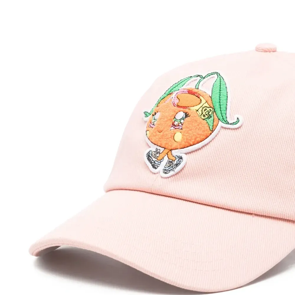 Бейсболка с вышитым логотипом